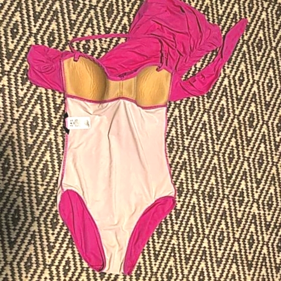 Carmen Marc Valvo Pink Bathing Suit - Picture 10 of 12